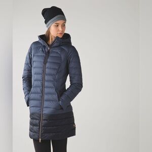 Lululemon 1x A Lady Down Jacket in Inkwell / Naval Blue